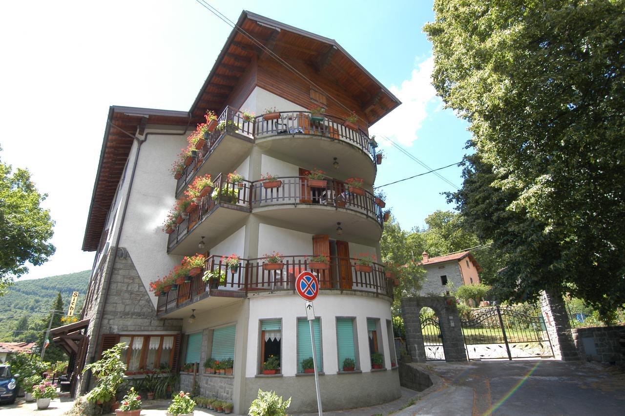 Albergo Sichi Cutigliano Buitenkant foto