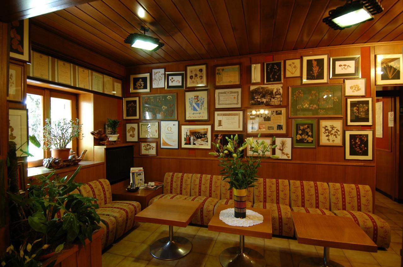 Albergo Sichi Cutigliano Buitenkant foto