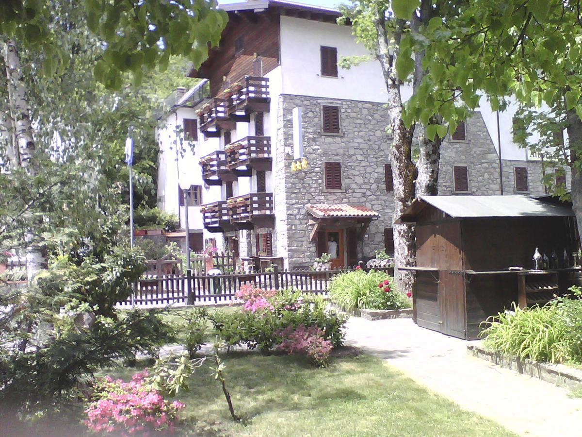 Albergo Sichi Cutigliano Buitenkant foto